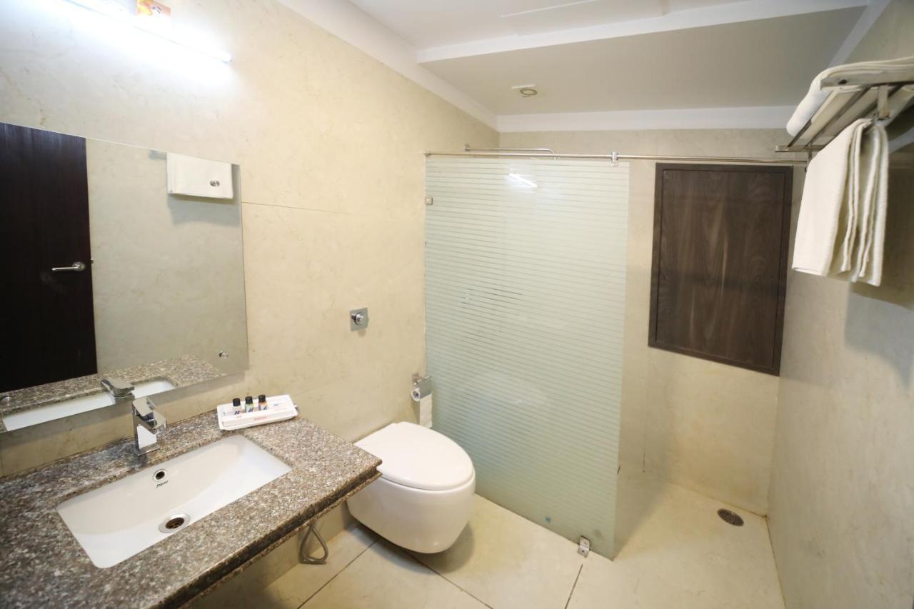 Hotel Panchsheel Ayodhya Esterno foto