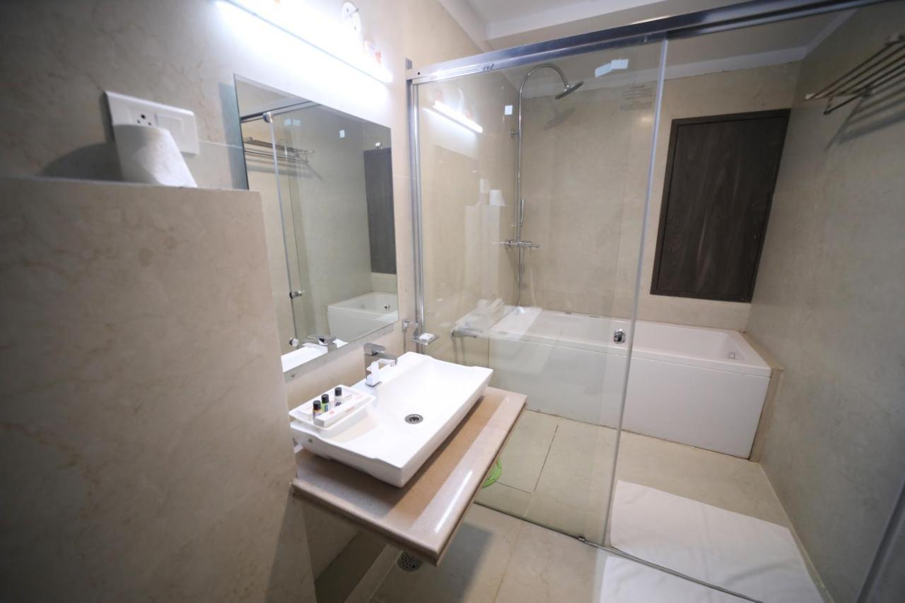Hotel Panchsheel Ayodhya Esterno foto