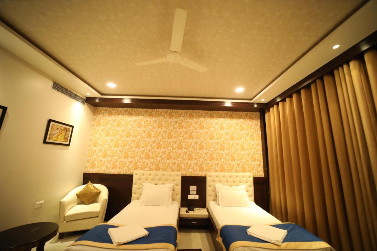 Hotel Panchsheel Ayodhya Esterno foto