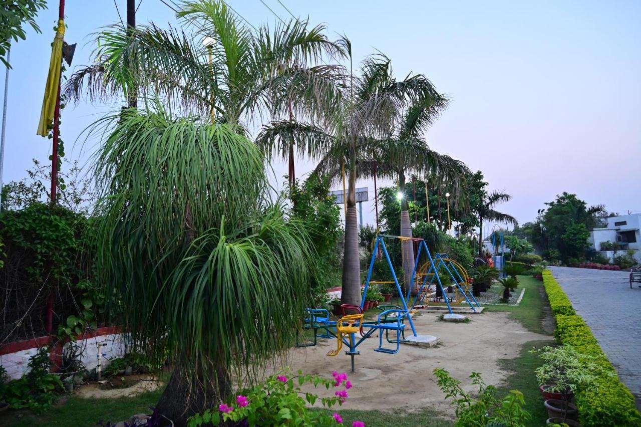 Hotel Panchsheel Ayodhya Esterno foto